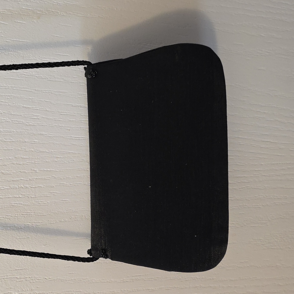 LA REGALE BLACK CROSSBODY BAG - Picture 3 of 3